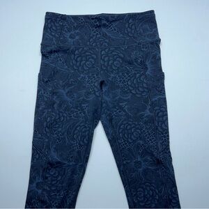 Lululemon Fast Free Tight II 25" Nulux Womens Size 6 Blue Abstract Floral
